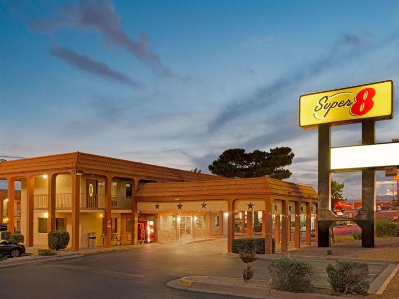 Super 8 By Wyndham El Paso Airport Hotel Buitenkant foto